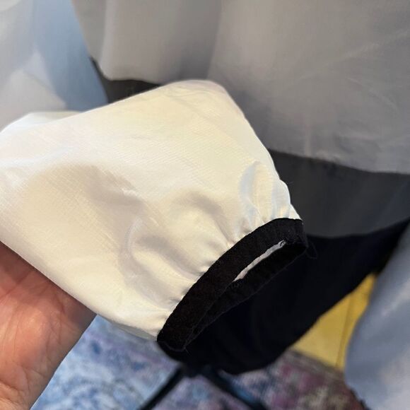 Russell Men's Lightweight windbreaker jacket S - Picture 6 of 10